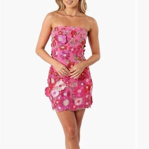 Petal & Pup Butterfields Embroidered Floral Strapless Minidress